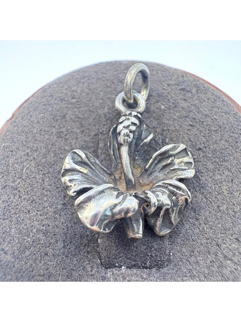 Hibiscus Flower Design Pendant Sterling Silver 925 Size 0.75" Length